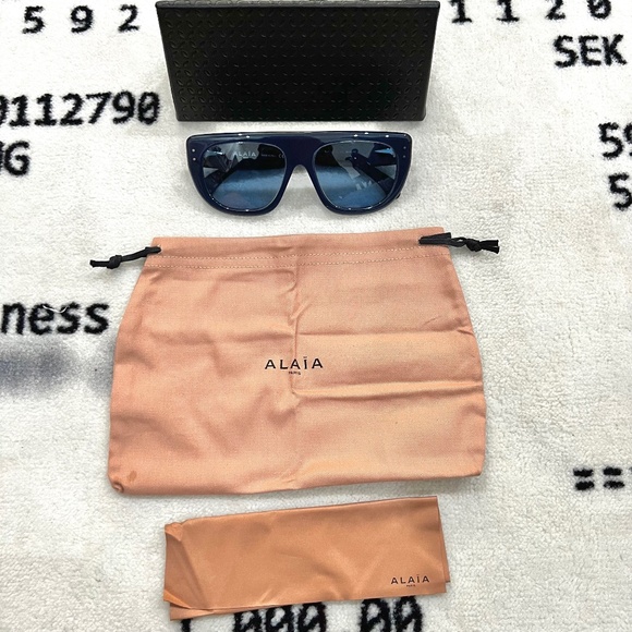 Azzedine Alaia Paris Rectangular Dark Navy Blue Sunglasses.